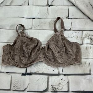 Paramour Lace Underwire Bra in Taupe